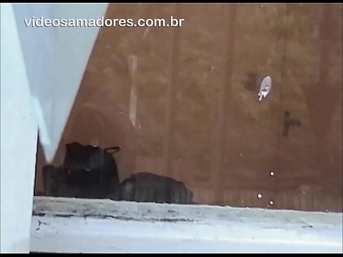 ❤️ Horny gason ap gade mennaj li ak yon lòt nèg, anrejistre yon video fuck san deranje koup la ❤ Sèks super nan nou
